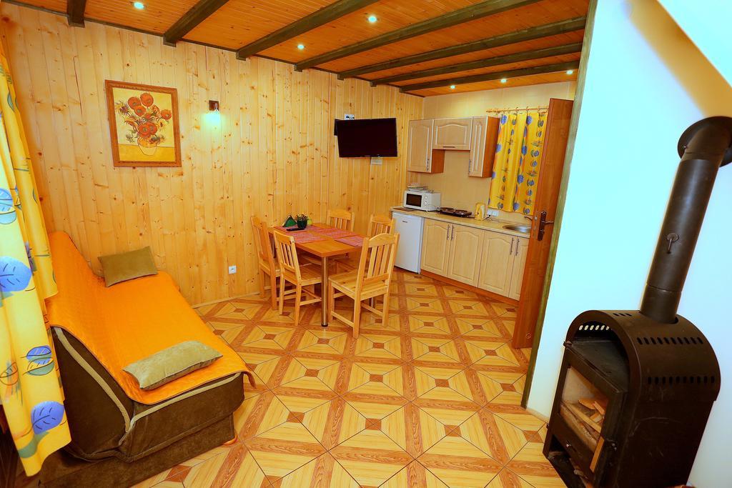 Sosnowa Oaza Vila Baranów Sandomierski Quarto foto